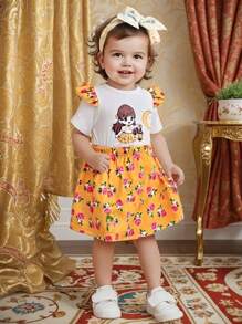 女婴休闲装：白色短袖 T 恤，带月亮和星星印花和裙子套装 - 彩色 - 查看 1