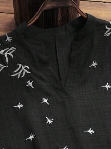 SHEIN Lacomfia 大码女式 V 领短袖刺绣休闲优雅阿拉伯风格服装 - 黑色 - 查看 3