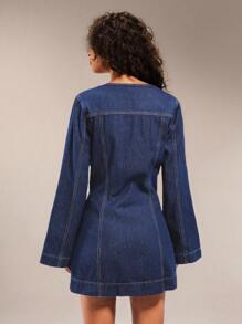 Forever 21 秋冬新款翻领收腰水洗 A 字长袖牛仔夹克连衣裙 - 藍色 - 查看 2