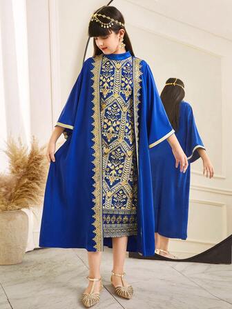 SHEIN Set de 2 piezas para niña preadolescente: Abrigo elegante y casual con decoración de cinta y vestido con estampado fantástico