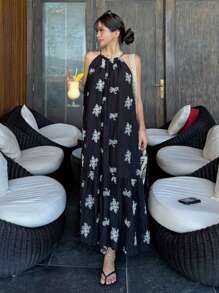 DAZY Vestido maxi de playa con cuello halter, estampado floral bordado y holgado, adecuado para vacaciones y verano. Vestido largo con drapeado, vestido de vacaciones para mujeres, vestido tipo ama de leche