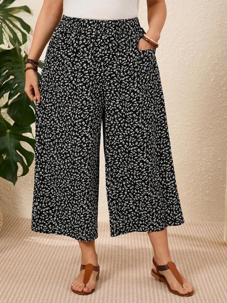Plus Size Women's Ditsy Floral Pocket Casual 3, 4 Pants With Pockets , Summer For Women, Vacation Woman, Casual Everyday Wear, Spring
