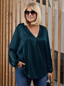 EMERY ROSE Plus Size Women's Solid Color V-Neck Lantern Sleeve Loose Blouse