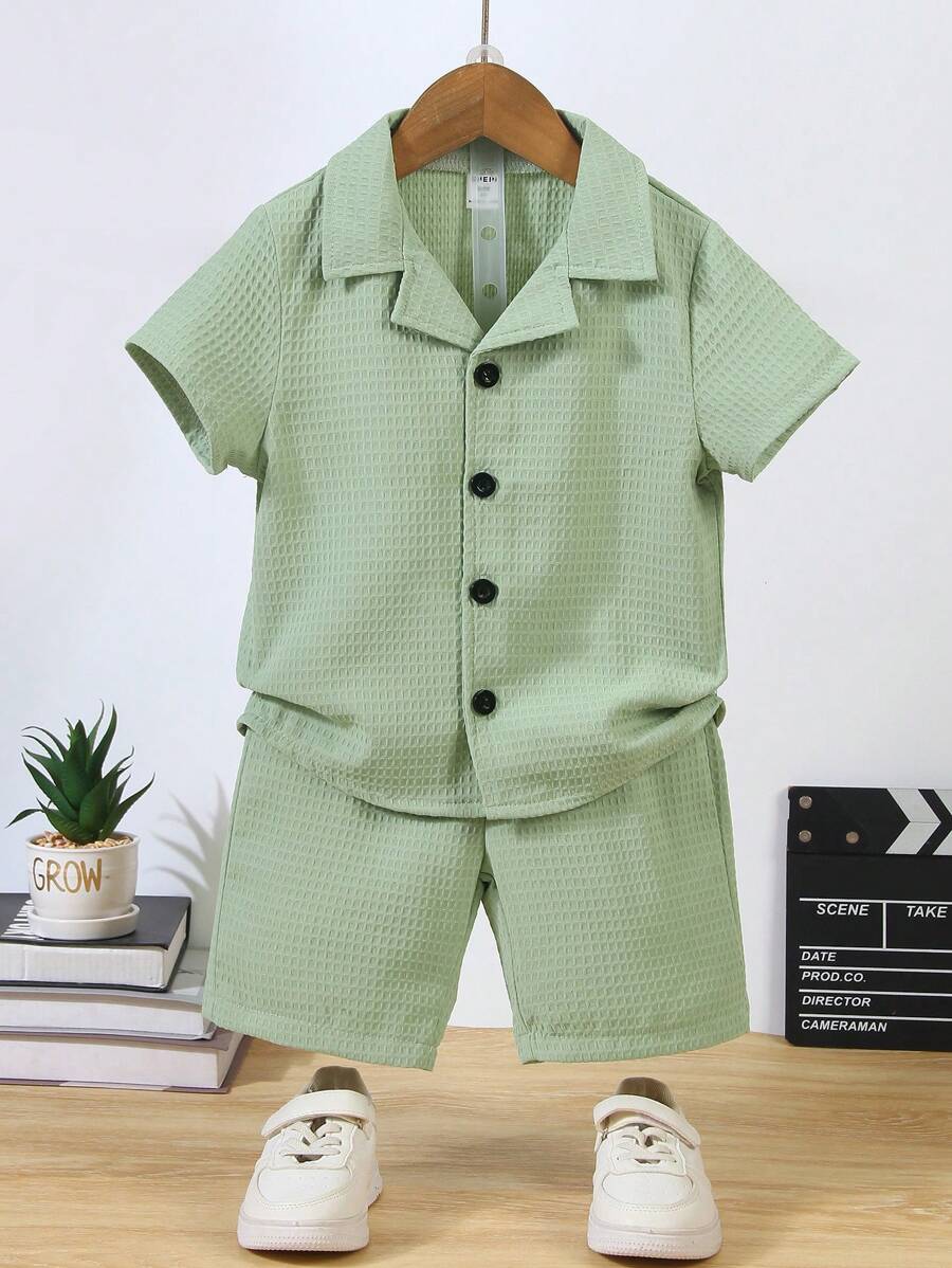 SHEIN 2 sztuki/zestaw dla chłopców, prosty krótki rękaw, top i spodenki, swobodny, prosty, modny strój na co dzień