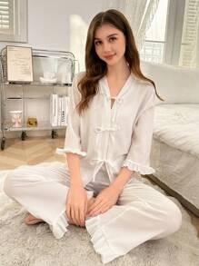 SHEIN 2 件青少年女孩纹理面料舒适蝴蝶结前丝带长袖上衣和裤子休闲家居服套装 - 白色 - 查看 3