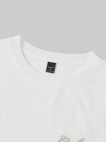 Manfinity Homme Men's Simple Casual Style Ins Letter Three-Dimensional Embroidered Round Neck Short Sleeve Loose T-Shirt And Drawstring Shorts Set. Men's T-Shirt Set With Color Block Design, White Top And Khaki Shorts. Loose And Comfortable, Suitable For Going Out And Vacation - Multicolor - View 3