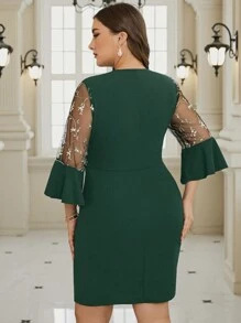 SHEIN Clasi Plus Size Lace Patchwork Round Neck Casual Knit Embroidered Patchwork Dress - Dark Green - View 2