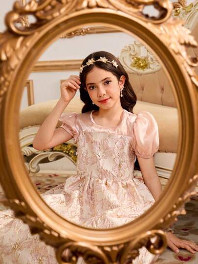 SHEIN Tween 女童休闲时尚荷叶边格纹印花甜美拼布撞色连衣裙，适合夏季、分层、室内外穿着，舒适柔软的面料适合休闲聚会、度假、上学等场合