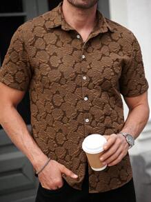 Manfinity Homme Men's Casual Daily Wear And Vacation Attire, Featuring A Vintage Luxurious Romantic Solid-Colored Textured Jacquard Short-Sleeve Shirt In Coffee Brown With A Rose Pattern. This Shirt Includes A Button Placket And Is Suitable For Refreshing Top In All Seasons. It's Perfect For Hawaiian Beach Vacation And Great For Couple Looks, Making It An Excellent Gift Idea For Boyfriends Or Husbands - Coffee Brown - View 5