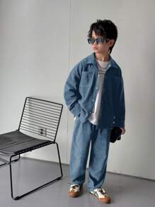 SHEIN Set de 2 piezas para niños y preadolescentes con camisa cardigan de manga larga con solapa de estilo coreano informal y pantalones rectos de pana, apropiado para la escuela, el jardín, la playa, el uso en cumpleaños, primavera, verano, otoño e invierno
