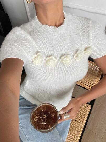 SHEIN Frenchy 女士纯色 3D 花卉装饰短袖 T 恤