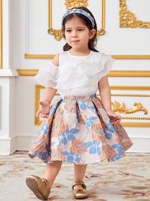 SHEIN 2pcs Set Bayi Perempuan: Blus Berkerah Ruffle Berlapis dan Rok Jacquard - Berwarna merah muda - View 6