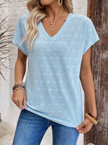 EMERY ROSE Camiseta de mujer con cuello en V liso, manga de murciélago y bordado desteñido
