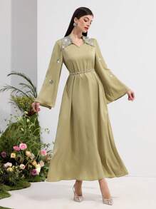 Al Najma 女式长袖水钻装饰简约休闲阿拉伯风格连衣裙，阿拉伯连衣裙，端庄 - 綠色 - 查看 3