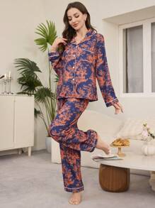 LuxeNights Allover Print Turndown Collar Long Sleeve Top & Pants Pajama Set, Fall Winter Clothes - Multicolor - View 2
