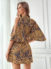 SHEIN Privé 女士斑马纹露肩灯笼袖时尚迷你连衣裙