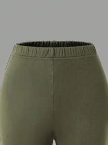 SHEIN Set de 2 piezas con Top de manga corta con estampado de corazón y pantalones de unicolor para niña preadolescente - Multicolor - Ver 5