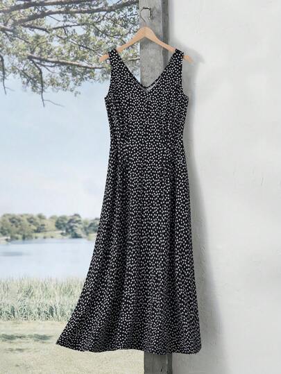 EMERY ROSE Plus Size V-Neck Sleeveless Allover Print Casual Minimalist Dress Summer Outfits Vacation Outfits Woman Country Outfits Women Country Spring Outfits For Women Summer Outfits For Women Boho Women Clothing