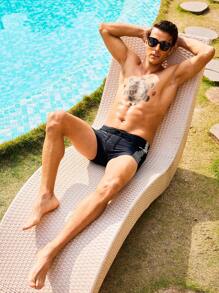 Manfinity Swimmode Men's Casual Contrast Striped Swimming Trunks For Vacation Briefs,Hawaiian