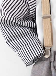 SHEIN Camisa de manga larga a rayas con pantalones cortos tipo tirantes para niños con estilo de caballero, que muestra un aspecto elegante y distinguido. Esta camisa de manga larga combina elementos a rayas y de cuadros, única y de moda. - Multicolor - Ver 7