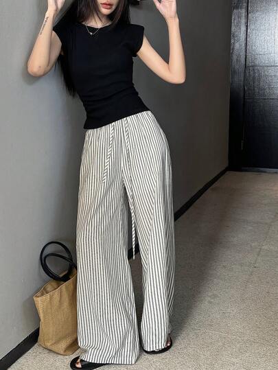 DAZY 女士两件套纯色圆领短袖T恤和条纹裤夏季休闲套装