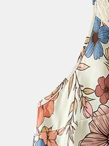 SHEIN VCAY Plus Size Boho V-Neck Lace Patchwork Floral Cami Top, Black Background, Elegant For Vacation, Date, Party, Fashion, For Summer - Apricot - View 8