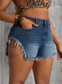 SHEIN SXY Short en jean ajusté avec design ajouré et chaîne métallique décorative, pour femmes grandes tailles