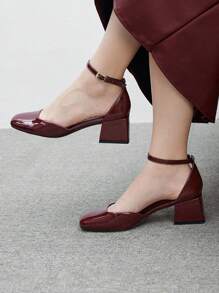 CUCCOO BIZCHIC Giày cao gót Mary Jane bằng da bóng màu đỏ rượu vang có quai ở mắt cá chân, giày cao gót đế vuông, thoải mái và đa năng khi đi làm, hẹn hò, tiệc tùng, ngày lễ, ngày lễ tình nhân - Màu Đỏ Sâu - Xem 3