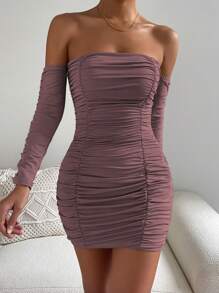 Chiquease 露肩褶皱紧身连衣裙 酒红色 女装