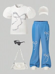 SHEIN Nieuw gelanceerd! Meisjes T-shirts met korte mouwen, ronde hals en strikprint voor tieners. Ze zijn comfortabel, modieus, schattig, lief en hebben een Japanse en Koreaanse casual stijl.