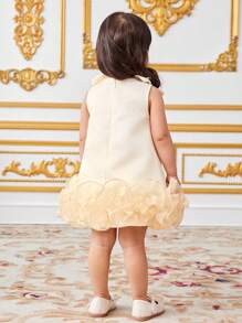 SHEIN Baby Girl Elegant Round Neck Bowknot Shoulder Decor Ruffle Hem Dress - Champagne - View 2