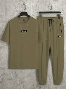Manfinity Homme 2pcs/Set Men's Casual Letter Print Short Sleeve T-Shirt And Drawstring Pants, Summer Outfit - Army Green - View 1