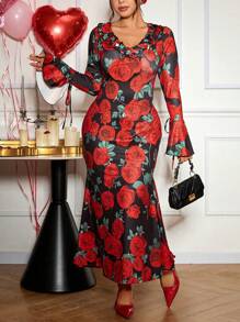 SHEIN Frenchy Plus Size Women's Clothing,Elegant Red Rose Ruffle Detail Long Gown,Black And Red,Autumn,Tea Party, Rose Flower Print Evening Dress For Events - Multicolor - View 8