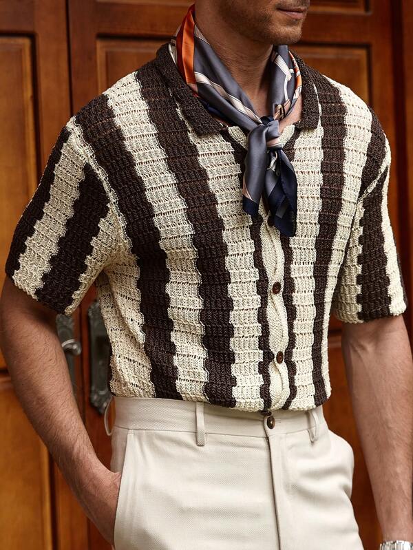 Manfinity CityGents Camiseta casual de punto de manga corta con botones al frente y rayas para hombre