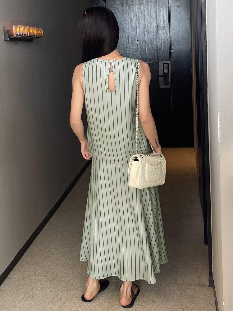 2pcs Women Set: Striped Camisole And Skirt