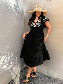 Breezaya Plus Size Floral Embroidery Short Sleeve Casual Vacation Style Dress