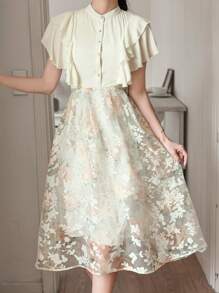 DAZY Vestido medio de mujer con estampado floral y ribete de volantes