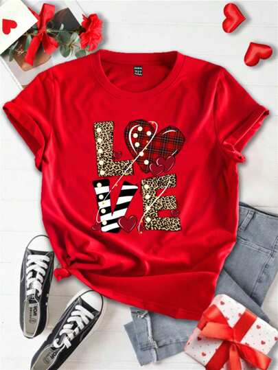 SHEIN Essnce Love Print Casual Minimalist Pattern Round Neck Short Sleeve Fitted Plus Size Women T-Shirt, Suitable For Summer, For Valentine's Day Gifts Suitable For Going Out