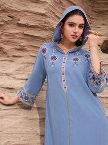 Al Najma 朴素刺绣浅蓝色女士阿拉伯传统长裙、土耳其长袍、卡夫坦 - 藍色 - 查看 2