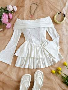 Soleia Weißer gehäkelter Romper mit Rüschen und Trompetenärmeln für Damen, romantischer Urlaubsstil