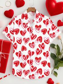 Manfinity Homme 时尚休闲情人节涂鸦心形印花图案男士大码修身常规版型短袖纽扣衬衫，适合情侣约会和聚会，是送给男朋友的绝佳礼物 - 白色 - 查看 6
