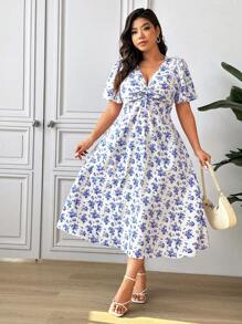 SHEIN Frenchy Vestido casual de vacaciones de manga corta con envoltura delantera y estampado floral bohemio ditsy, talla grande, para verano