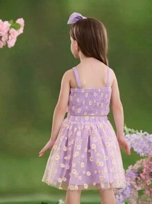 SHEIN Kleine Mädchen 2 Stücke Set aus Chiffon Crop Trägerhemd mit Ditsy Blumenmuster und Mini Rock, Lässig - Violett - Übersicht 2