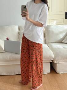 DAZY 2pcs Women Plant Print Loose Short Sleeve Pajama Set - White - View 3