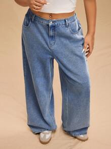 Forever 21 Plus Size Women's Front Button Pocket Simple Jeans, Casual Daily Wear - Blue - View 1