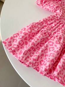 SHEIN Playful Pals Baby Girl Infant Toddler 0-3 Years Elegant Fashion Pink Leopard Print Puff Sleeve Short Sleeve Shirt Dress Cake Dress - Pink - View 4