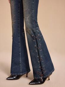 ROMWE Grunge Punk Vintage Distressed Denim Flare Jeans With Tie Belts & Mini Raccoon Decor, Shibuya Girl Style - Dark Grey - View 9
