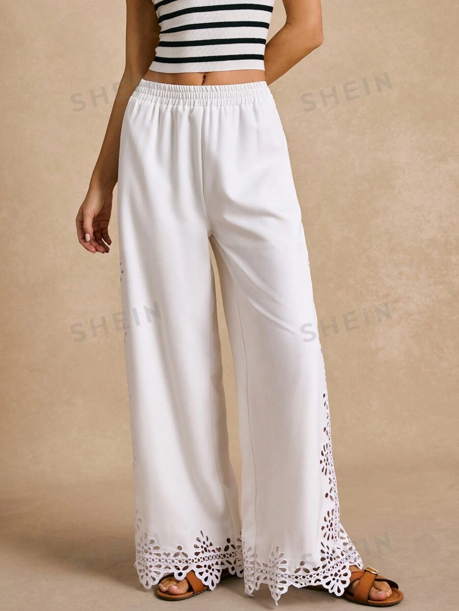 Poéselle Damen weiße Urlaubs-Lässig-Hose aus Feinstrick mit Skelett-Muster und weitem Bein, Skelett-Asymmetrischer Saum, Sommermode für Damen, Frühlingskleidung, Mühelose Chic-Essentials, Business Lässig für Damen - Weiss - Übersicht 1