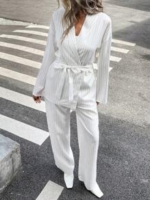 SHEIN Essnce 女士条纹裹身优雅休闲和服套装，白色办公室时尚通勤两件套秋冬 - 白色 - 查看 5