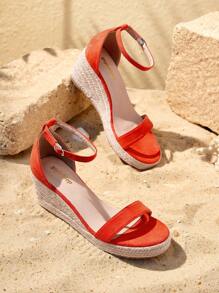Styleloop Fashion Red Strap Wedge Heel Raffia Sandals For Women, Suitable For Vacation, Spring/Summer Outfit - Red - View 1